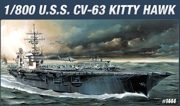 USS Kitty Hawk (Academy 1:800) > 1:800