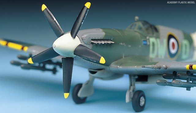 Spitfire Mk.XIVc (Academy 1:72)