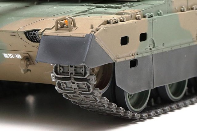 JGSDF Type 10 Tank (Tamiya 1:35)