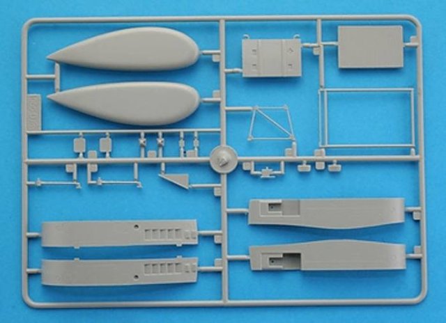 Vrtulník MH-53 E SEA DRAGON (Italeri 1:72)