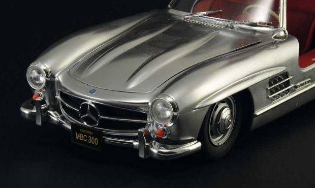 Mercedes-Benz 300 SL Gullwing (Italeri 1:16) 