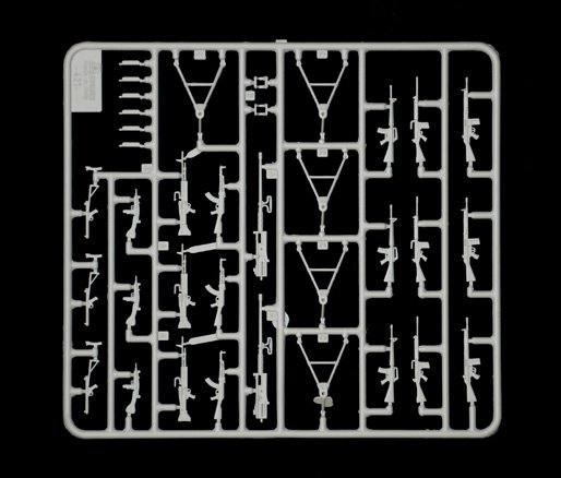 MODERN LIGHT WEAPON SET (Italeri 1:35) 