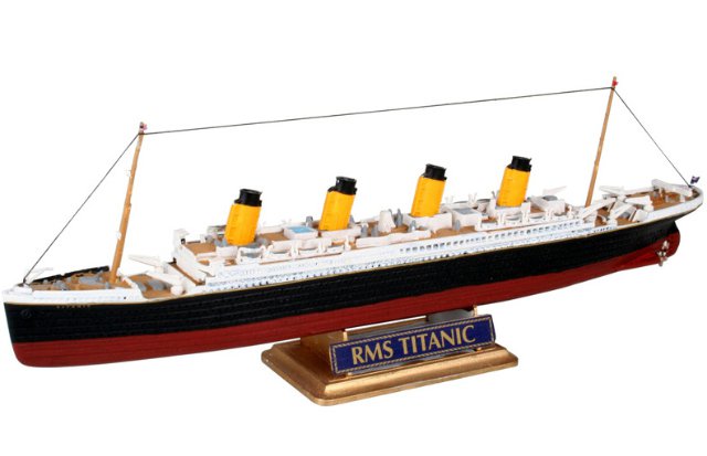 65804 - Set RMS Titanic (Revell 1:1200)