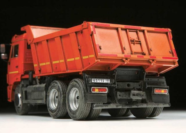 Kamaz 65115 dump truck (Zvezda 1:35)