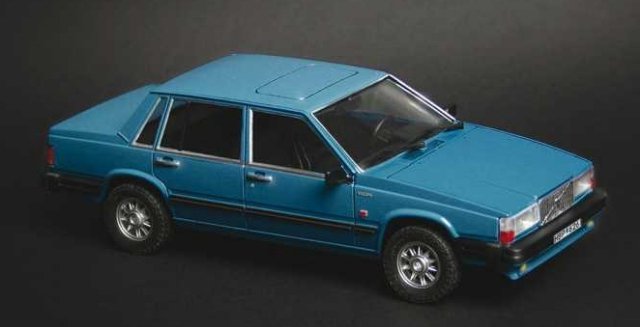 Volvo 760 GLE (Italeri 1:24)