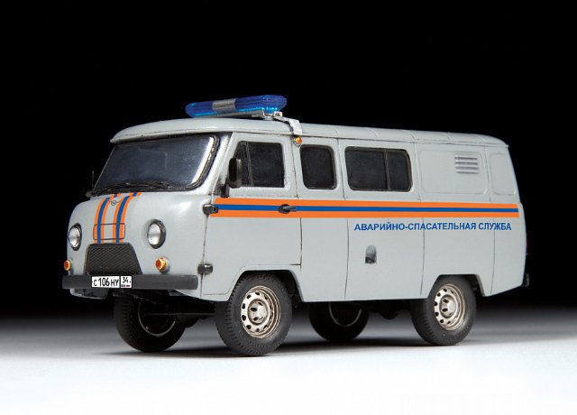 Emergency Service UAZ 3909 (Zvezda 1:43)