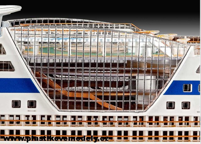 05230 - AIDAblu, sol, mar, stella (Revell 1:400)