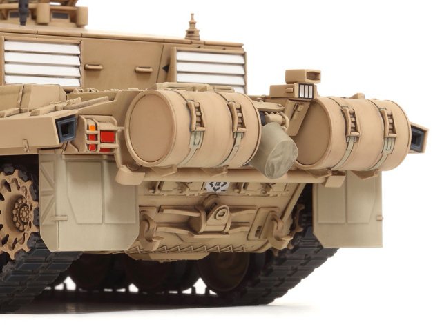 Challenger 2 (Desertised) (Tamiya 1:48) 