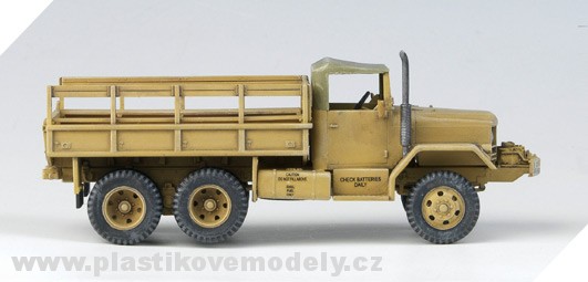 M35 2.5 ton Cargo Truck (Academy 1:72)