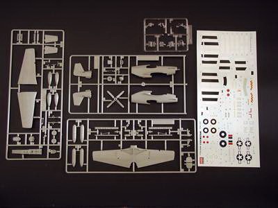P-51B Mustang (Academy 1:72) 