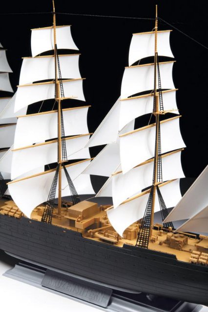 Loď "Kruzenshtern" Sailingship (Zvezda 1:200)