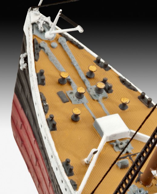 05210 - R.M.S. TITANIC (Revell 1:700)