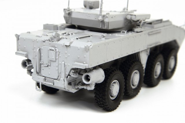 BMP Bumerang 8x8 APC (Zvezda 1:72)