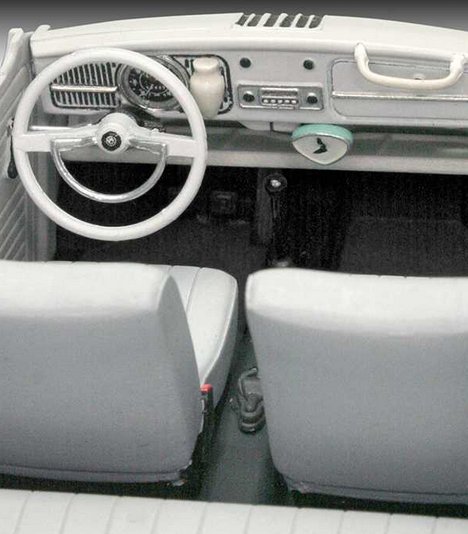 07083 - VW Beetle Limousine 1968 (Revell 1:24)