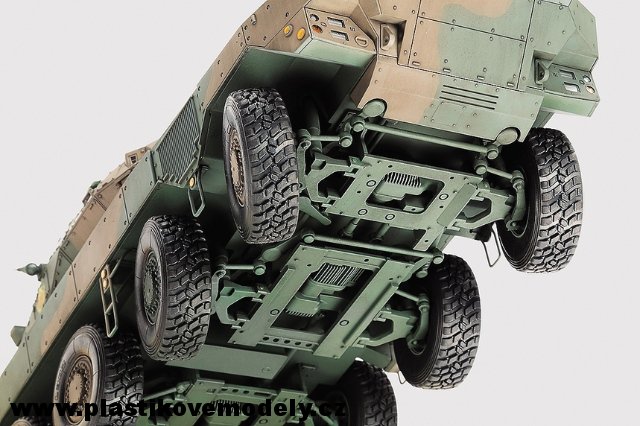 JGSDF Type 16 MCV (Tamiya 1:35) > 1:35