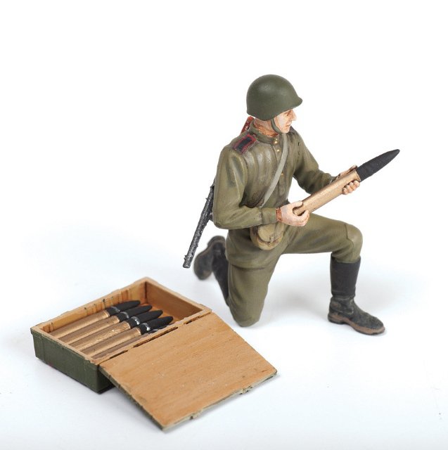 Kanón ZIS-3 with crew (Zvezda 1:35)