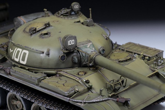 Tank T-62 Soviet Main Battle Tank (Zvezda 1:35)