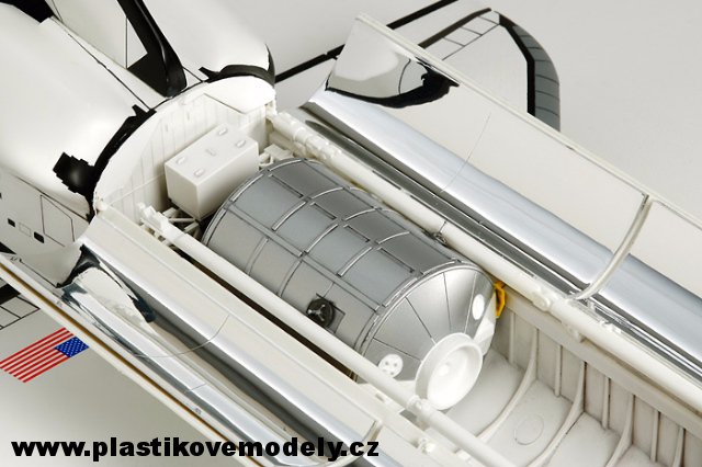 Space Shuttle Atlantis (Tamiya 1:100) > 1:100
