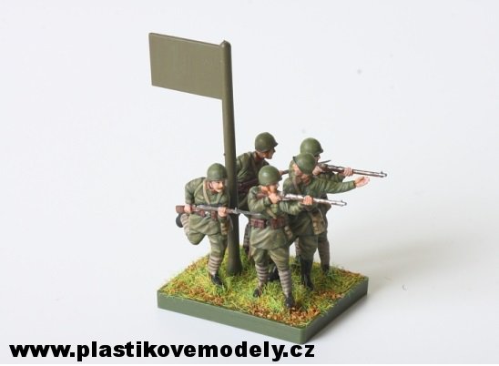 Wargames (WWII) figurky 6103 - Soviet Infantry 1941 (Zvezda 1:72) > 1:72