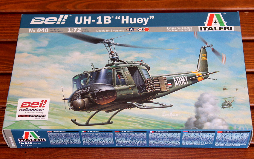 Vrtulník UH-1B HUEY (Italeri 1:72)