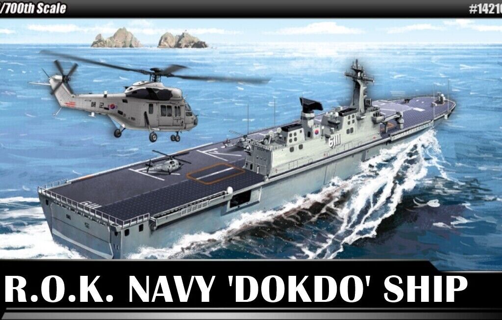 ROK NAVY DOKDO (LPH 6111) MCP (1:700)