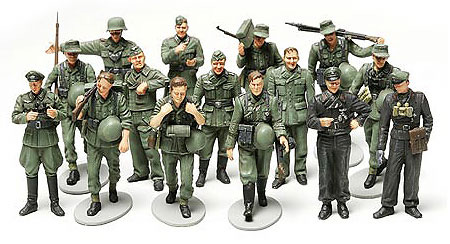 WWII German Infantry On Manuevers (Tamiya 1:48)