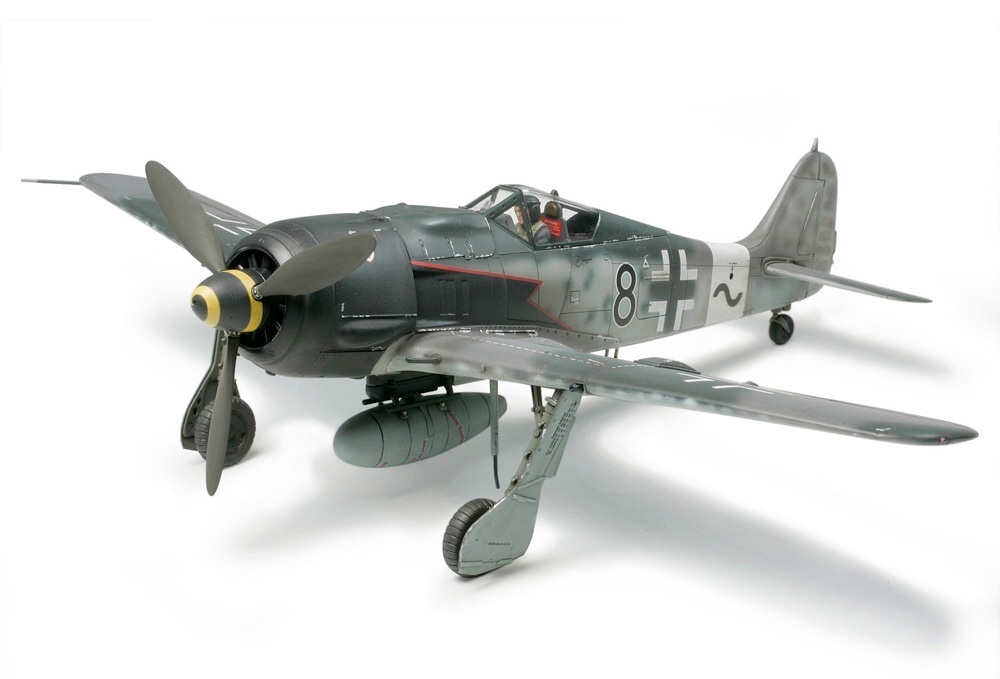 FOCKE-WULF FW 190 A-8/A-8 R2 (Tamiya 1:48)