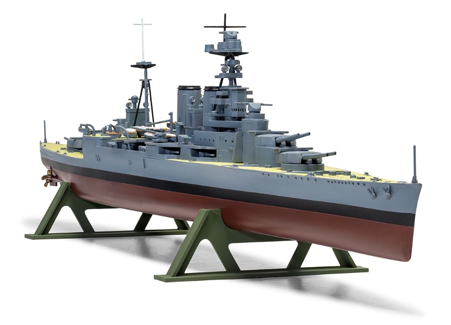 Bitevní loď HMS Hood (Airfix 1:600)