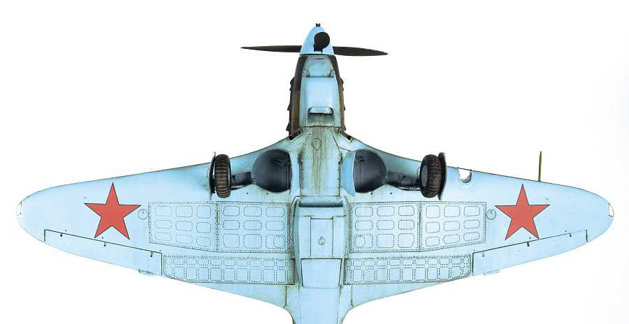 YAK-7 late version (Zvezda 1:48)