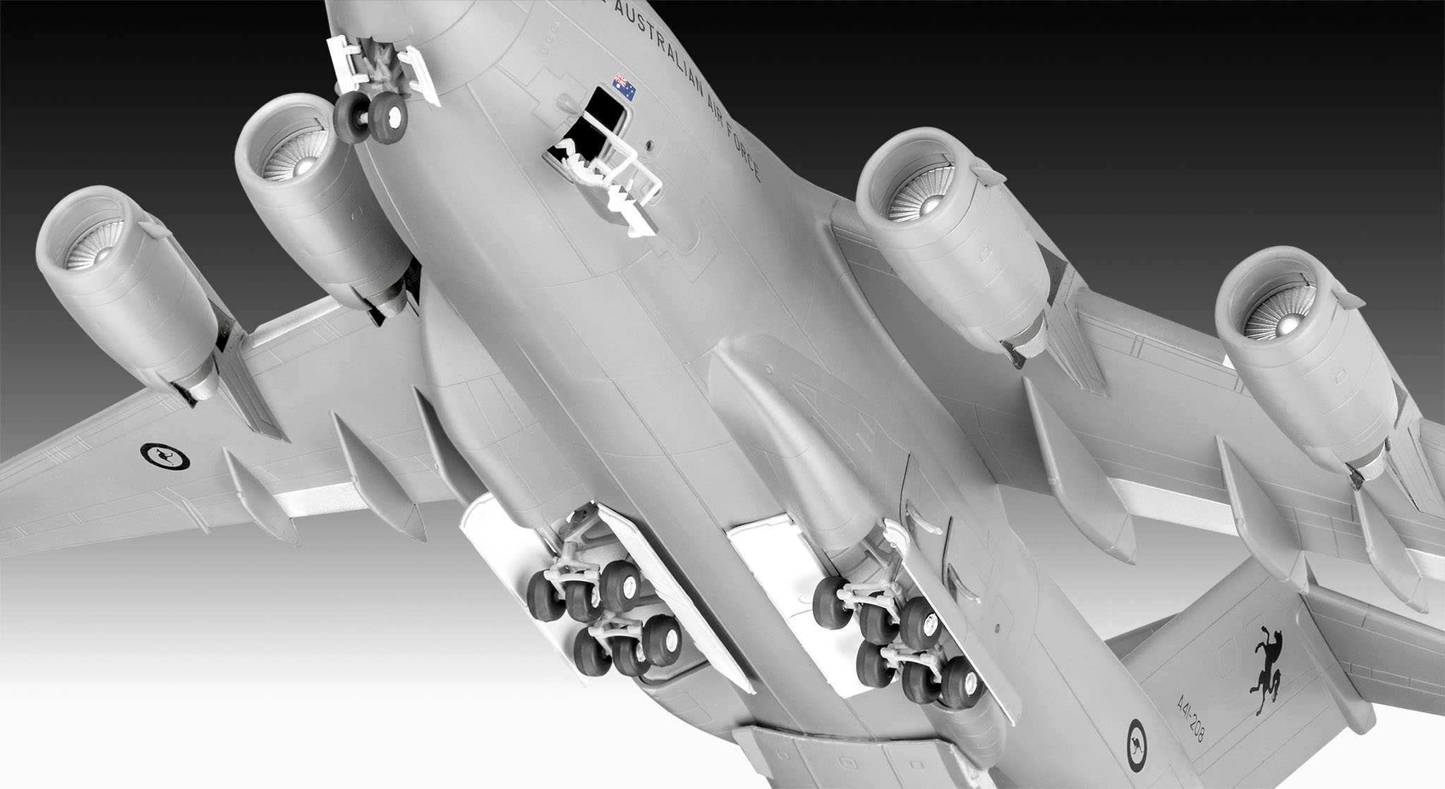 Boeing C-17A Globemaster III (1:144)