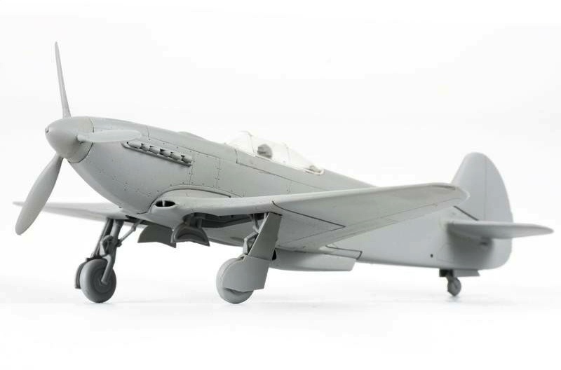 Snap Kit letadlo Yak-3 Soviet Fighter (Zvezda 1:72)