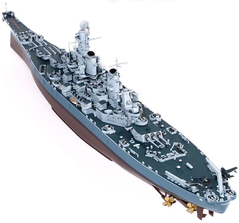 Bitevní loď USS Missouri BB-63 (Academy 1:400)
