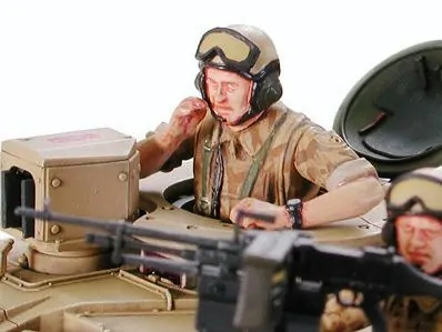 Challenger 2 (Desertised) (Tamiya 1:35)