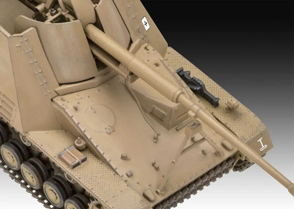 Sd.Kfz. 164 Nashorn (Revell 1:72)