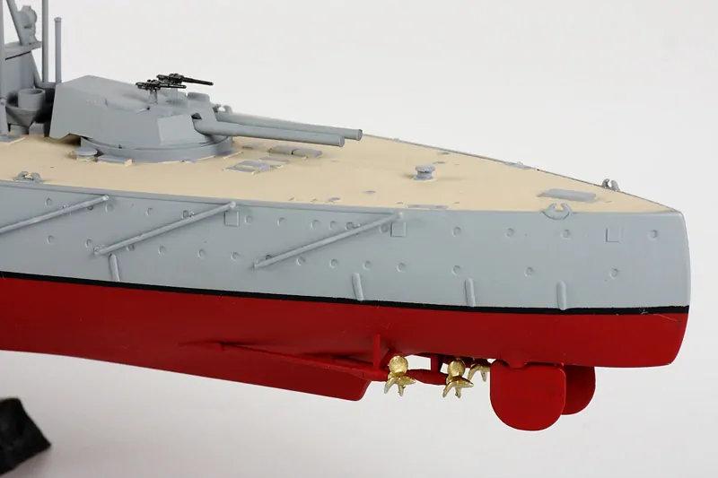 Battleship "Dreadnought" (Zvezda 1:350)