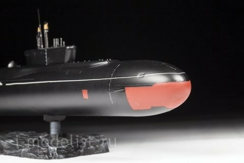 Nuclear Submarine Yury Dolgorukiy (Zvezda 1:350)