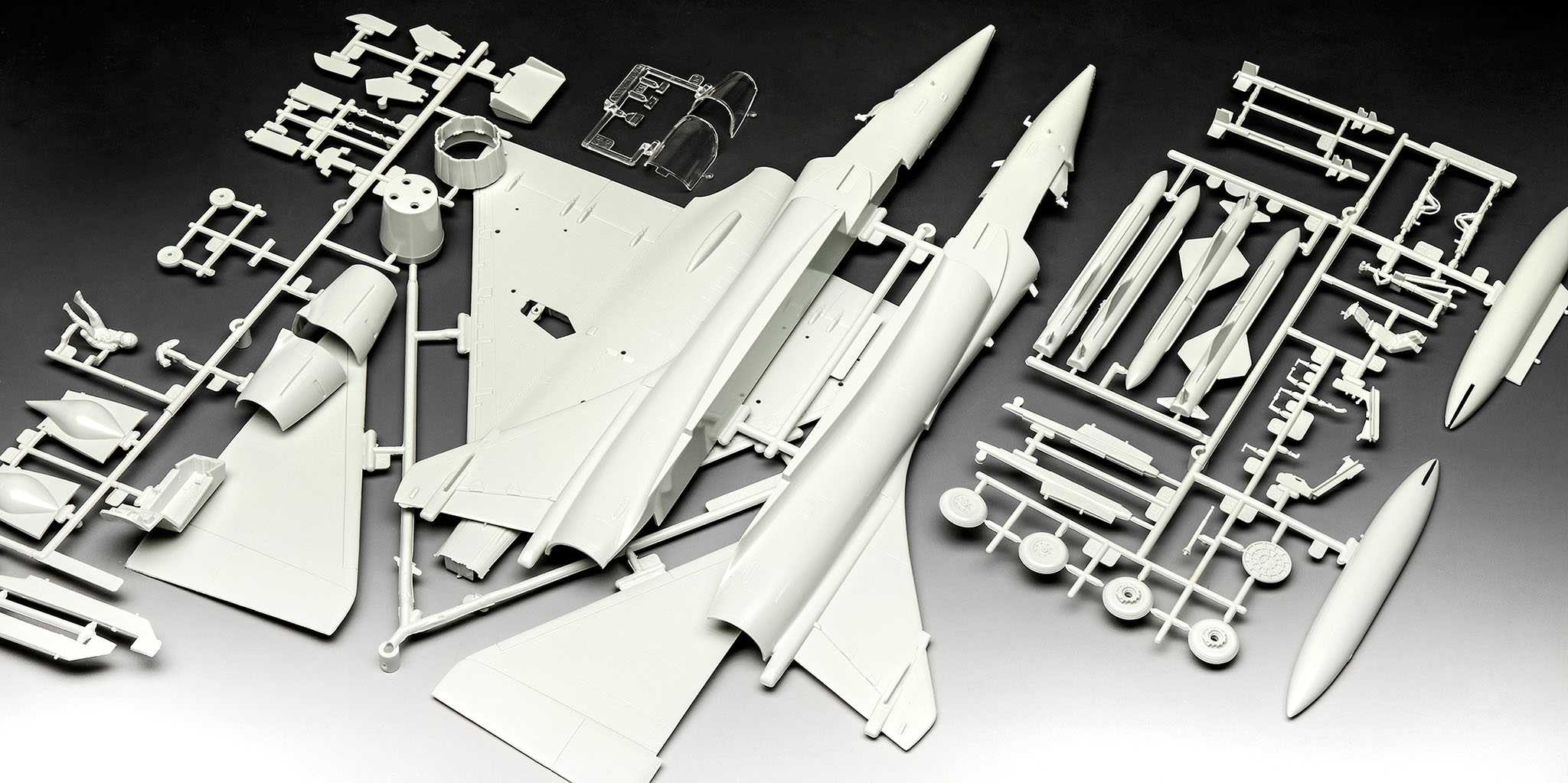 Dassault Mirage 2000C (Revell 1:48)